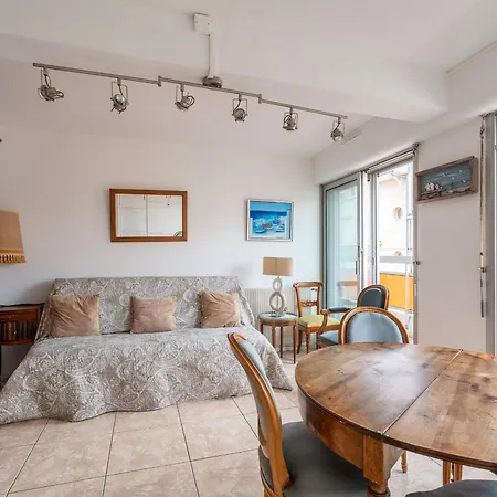 Coeur D'arcachon, T2 Avec Balcon, Parking, Proche Et Commerces - Fr-1-319-33 Apartmán *